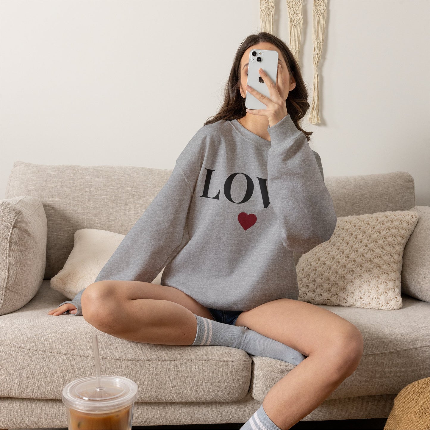 Women’s LOVE Sweatshirt, Cute Heart Graphic Crewneck, Romantic Casual Pullover
