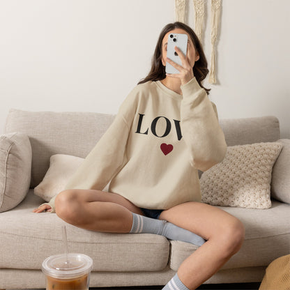 Women’s LOVE Sweatshirt, Cute Heart Graphic Crewneck, Romantic Casual Pullover