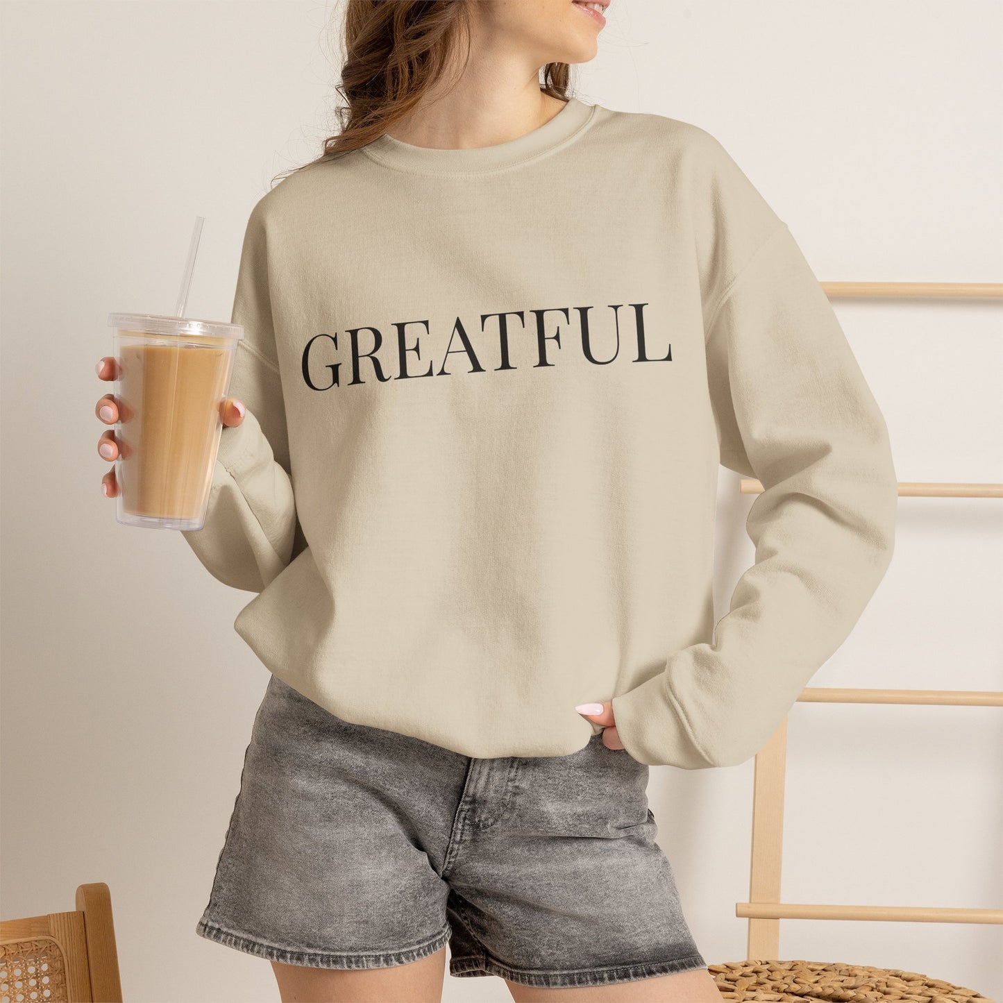 Women’s Grateful Sweatshirt, Fall Thanksgiving Graphic Crewneck, Cute Autumn Gratitude Shirt for Women