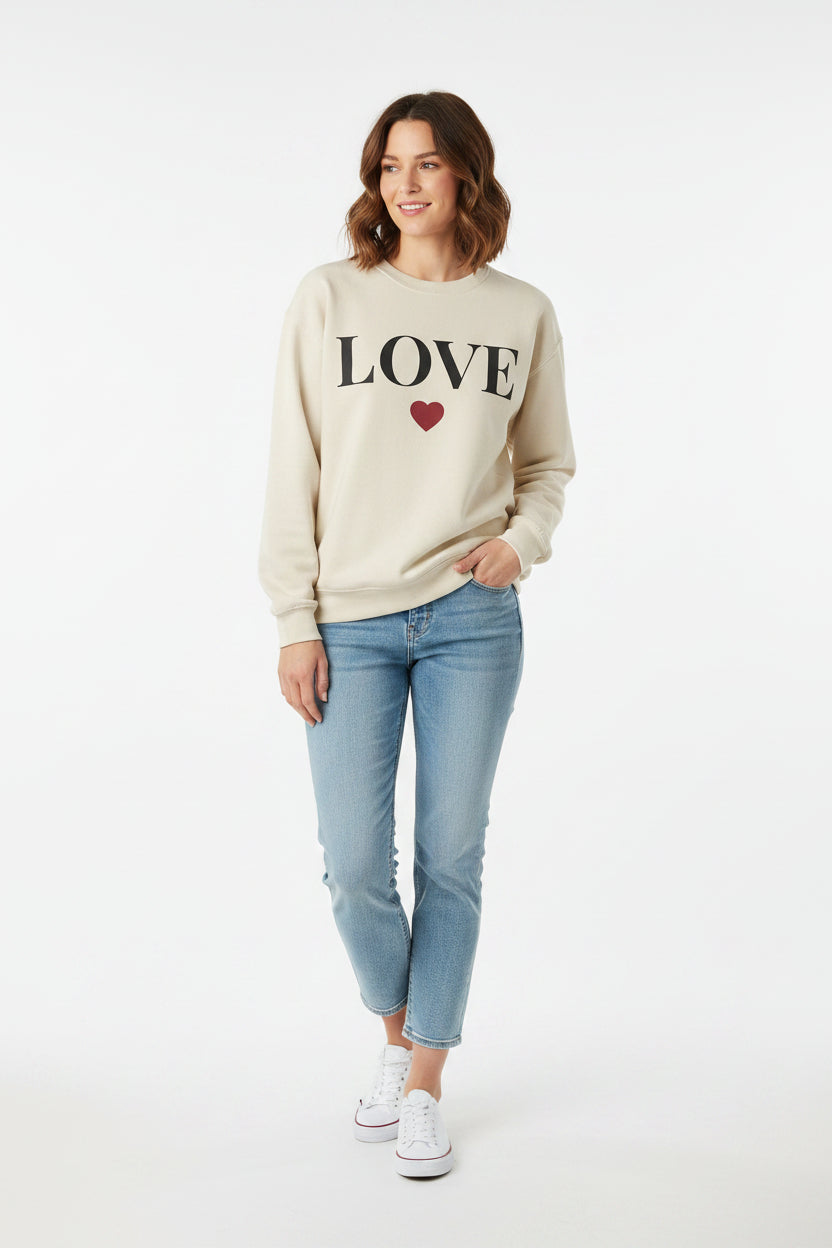 Women’s LOVE Sweatshirt, Cute Heart Graphic Crewneck, Romantic Casual Pullover